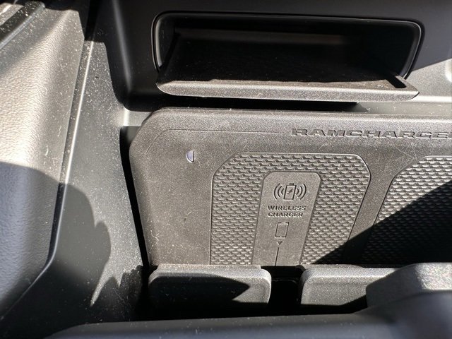 Used 2024 RAM 2500 Limited image 29