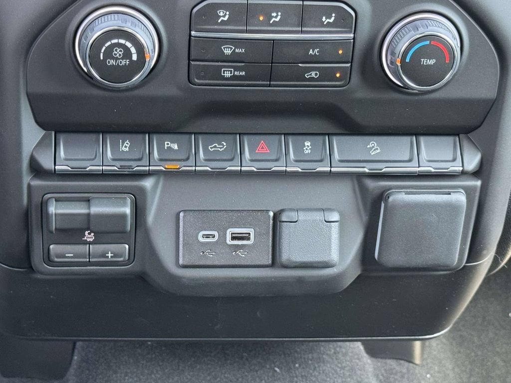 New 2026 Chevrolet Silverado 2500 Custom w/ Custom Value Package AWD/4WD image 8