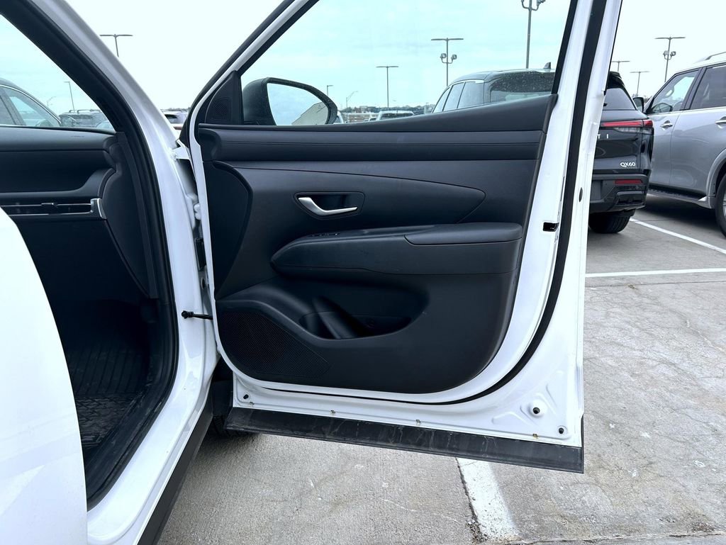 Used 2025 Hyundai Santa Cruz SEL AWD/4WD image 18