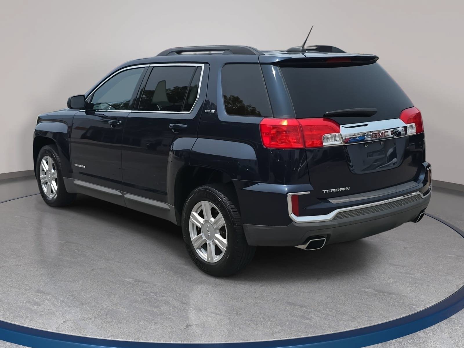 Used 2016 GMC Terrain SLE w/ Convenience Package FWD image 7