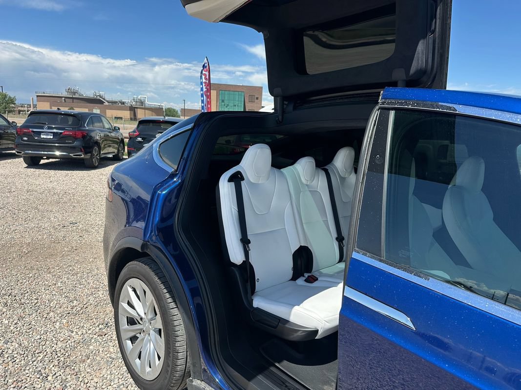 Used 2020 Tesla Model X Long Range AWD/4WD image 22