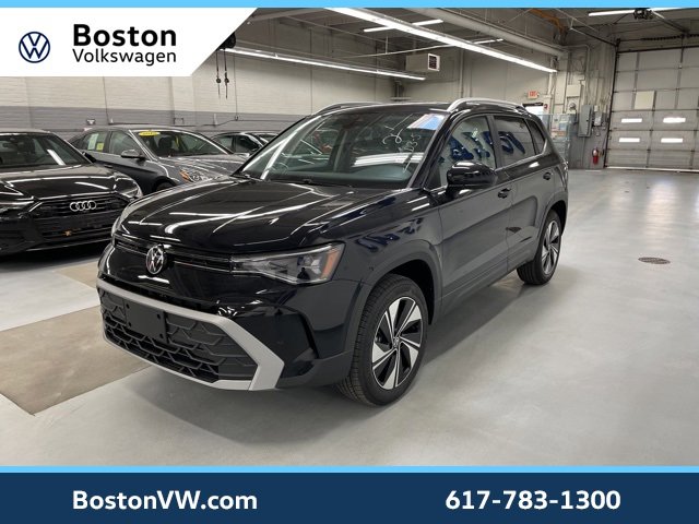 New 2026 Volkswagen Taos SE image 1