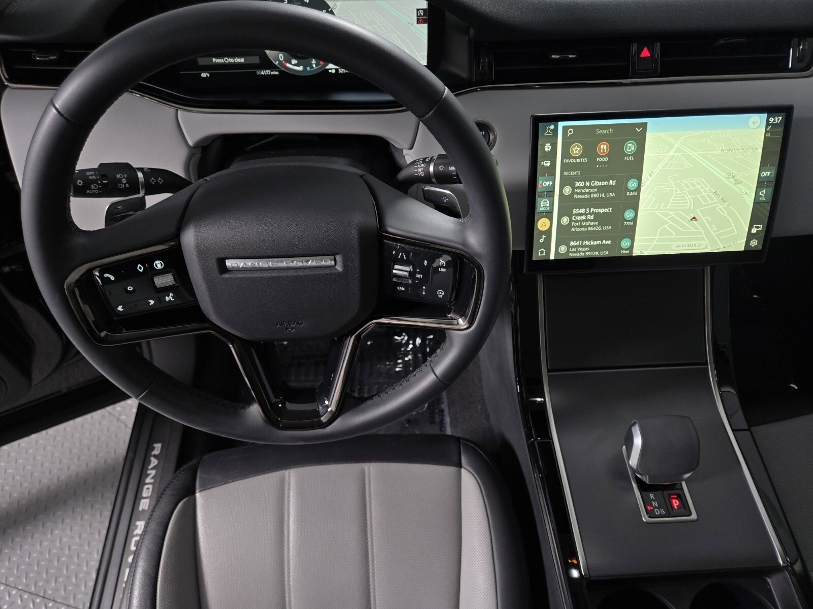 Used 2024 Land Rover Range Rover Evoque Dynamic SE image 13