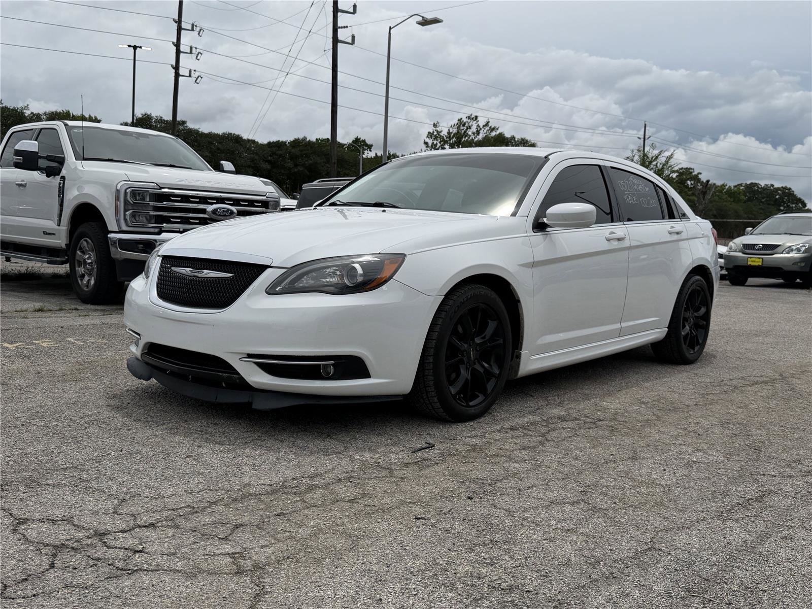 Used 2014 Chrysler 200 Limited w/ Sun/Sound Group FWD image 4