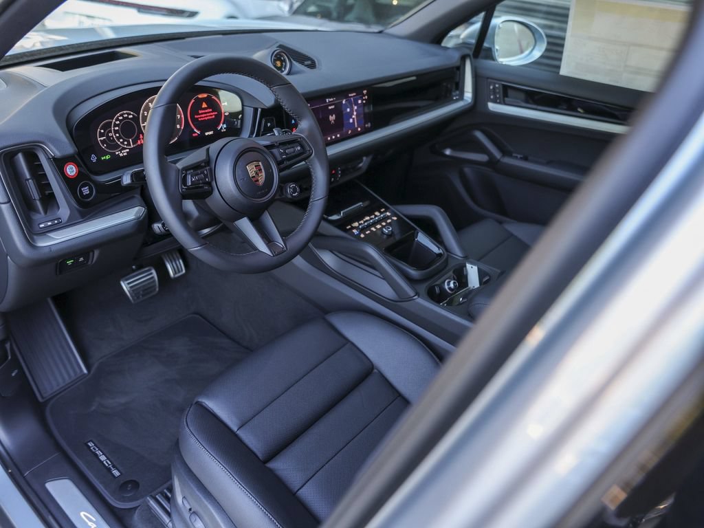 New 2026 Porsche Cayenne S AWD/4WD image 4