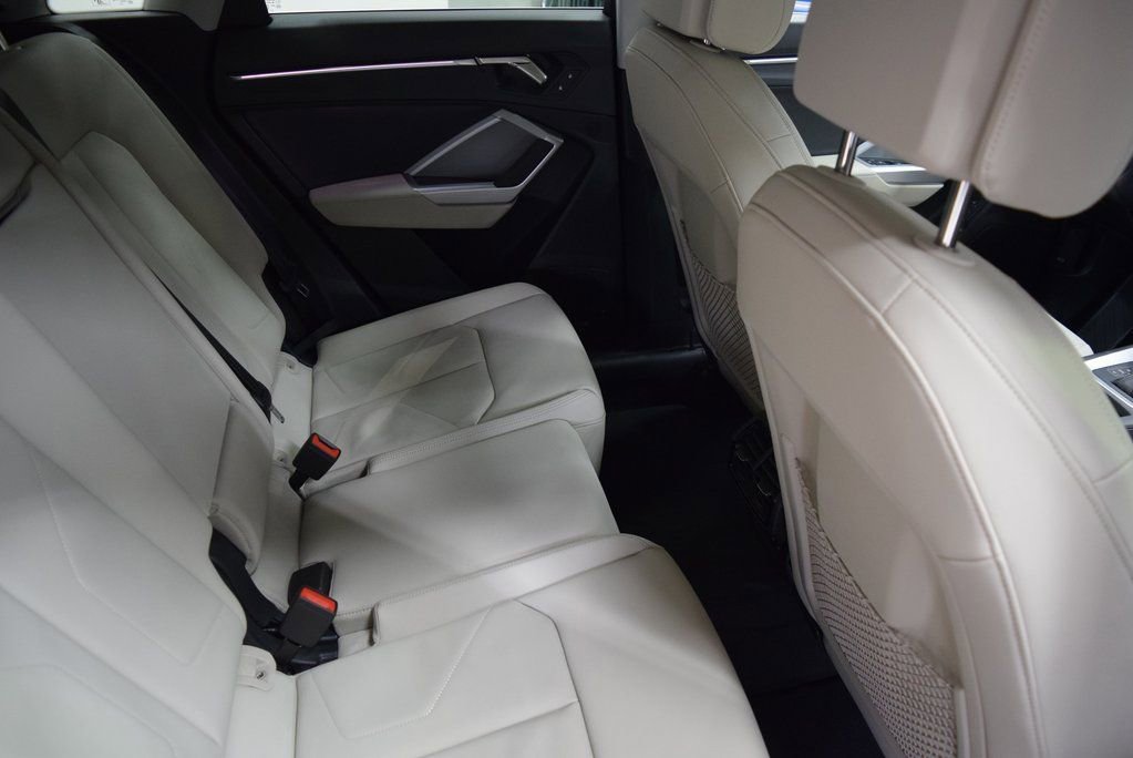 New 2025 Audi Q3 2.0T Premium Plus image 6