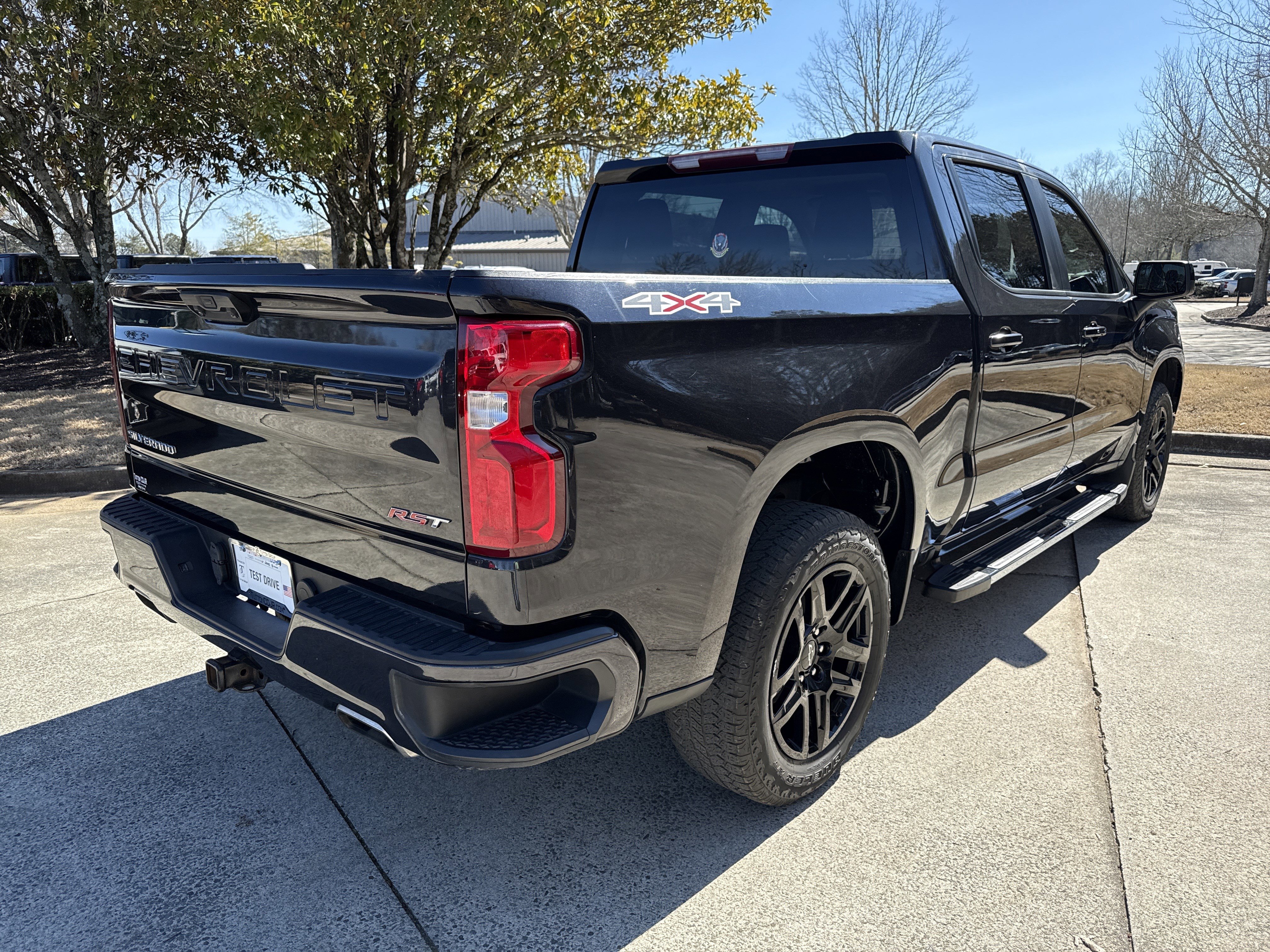 Used 2023 Chevrolet Silverado 1500 RST w/ Max Trailering Package image 7