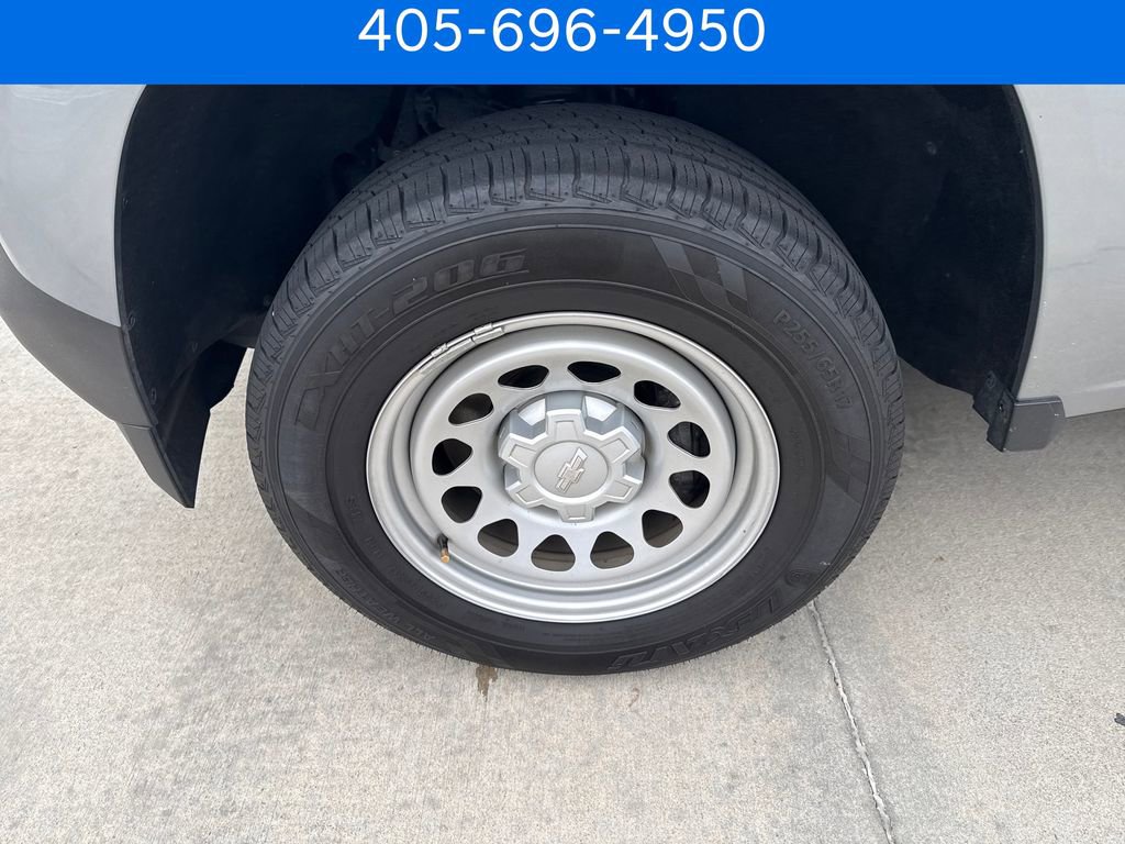 Used 2024 Chevrolet Colorado W/T w/ WT Convenience Package II RWD image 10