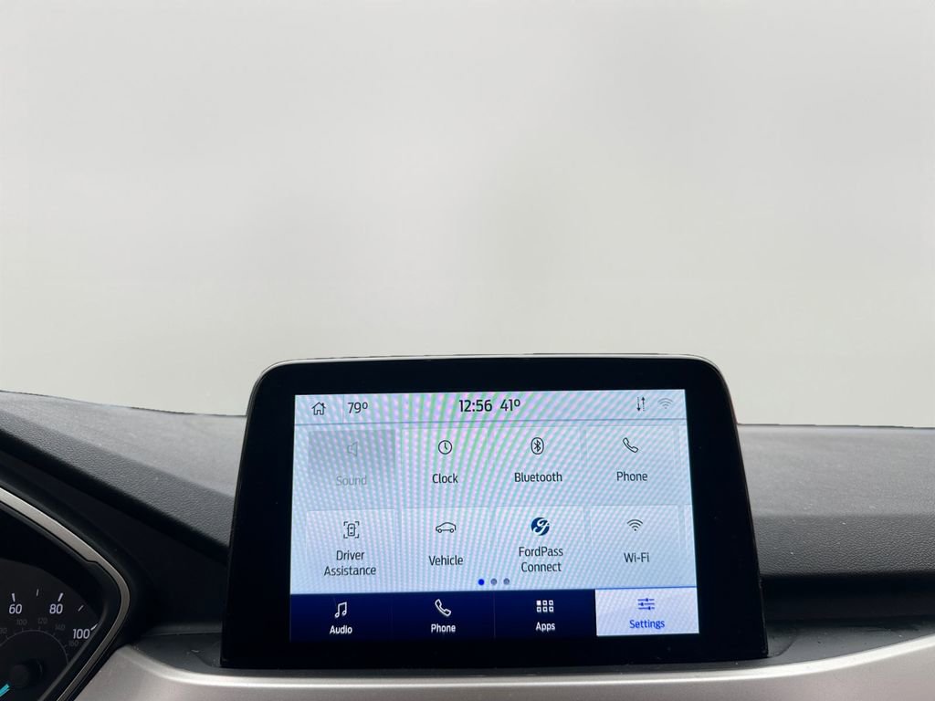 Used 2020 Ford Escape SE image 15