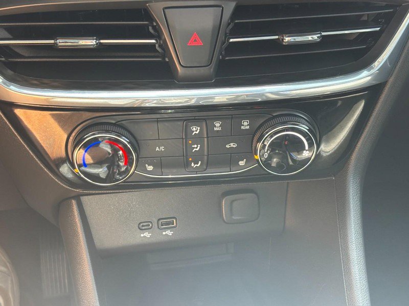 Certified 2025 Buick Encore GX Sport Touring w/ Experience Buick Package AWD/4WD image 22