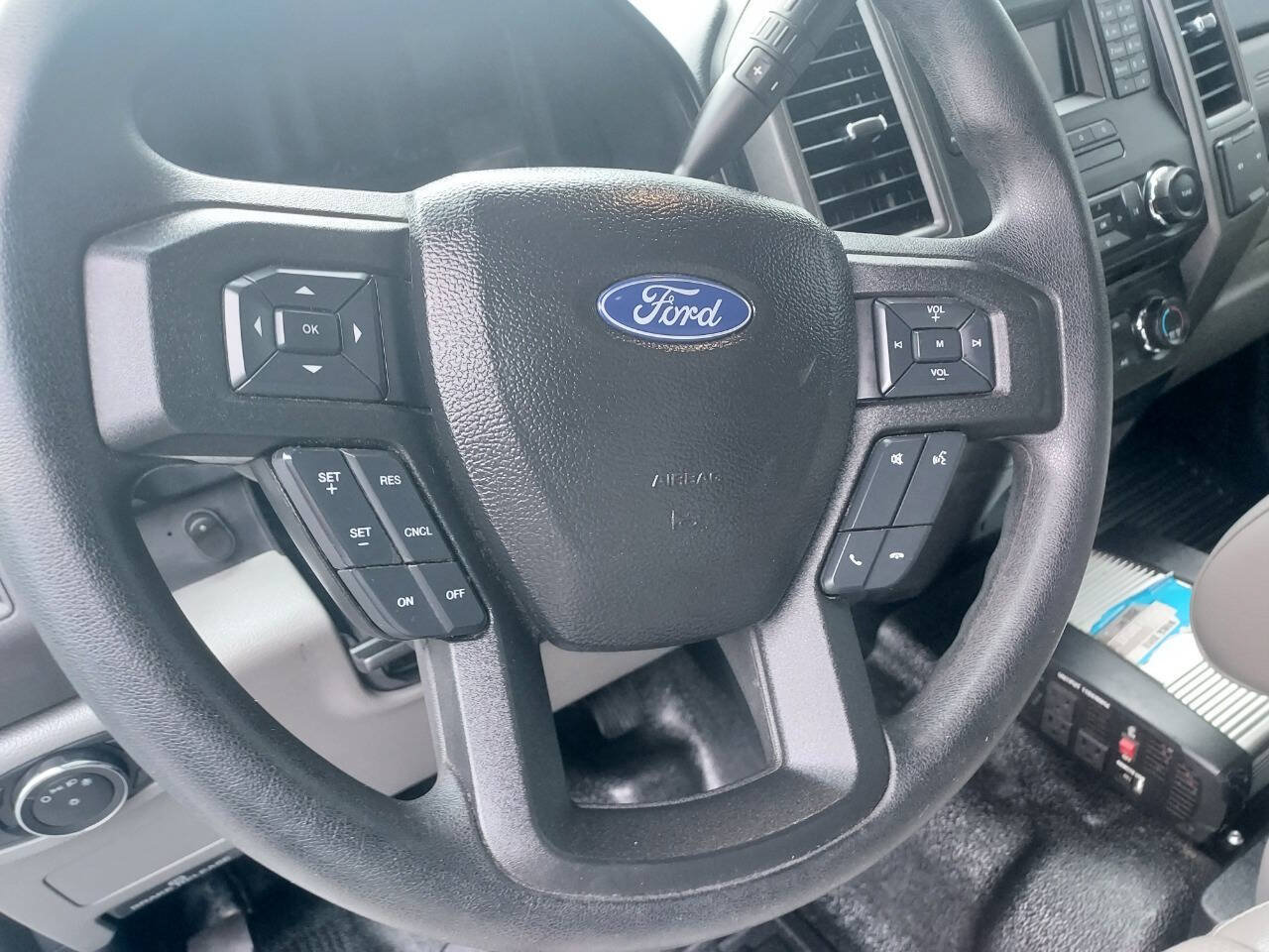 Used 2017 Ford F250 XL w/ Power Equipment Group AWD/4WD image 15