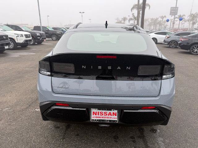 New 2026 Nissan Leaf Platinum+ w/ Cargo Package (Platinum+) FWD image 5
