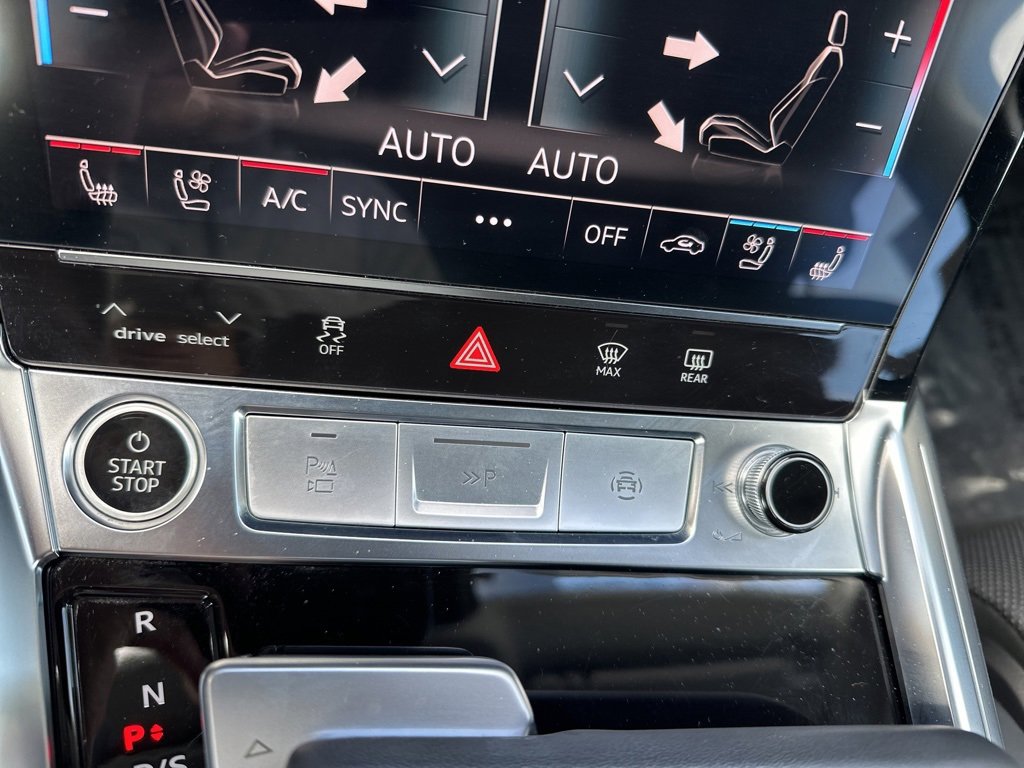 Used 2024 Audi Q8 e-tron Prestige image 48