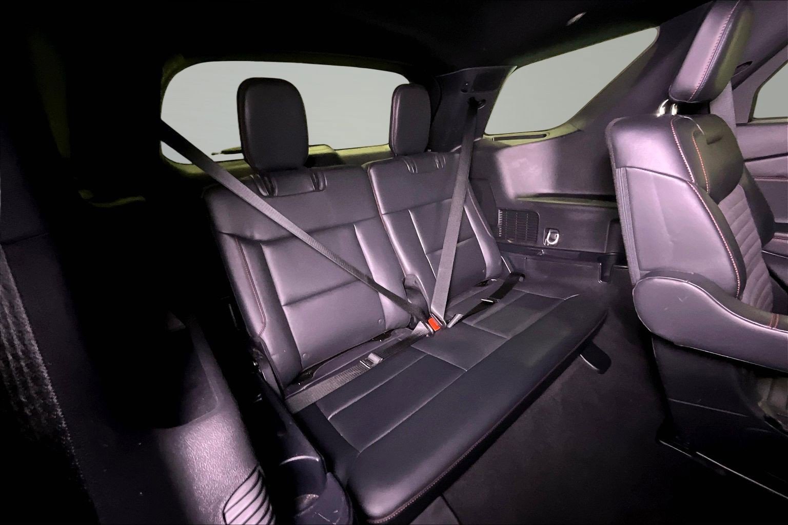 Used 2025 Ford Explorer ST-Line AWD/4WD image 25