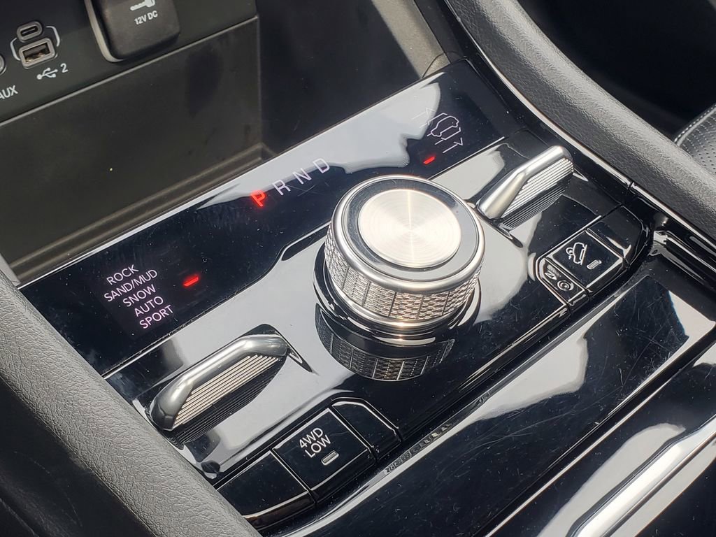 Used 2022 Jeep Grand Cherokee Overland image 28