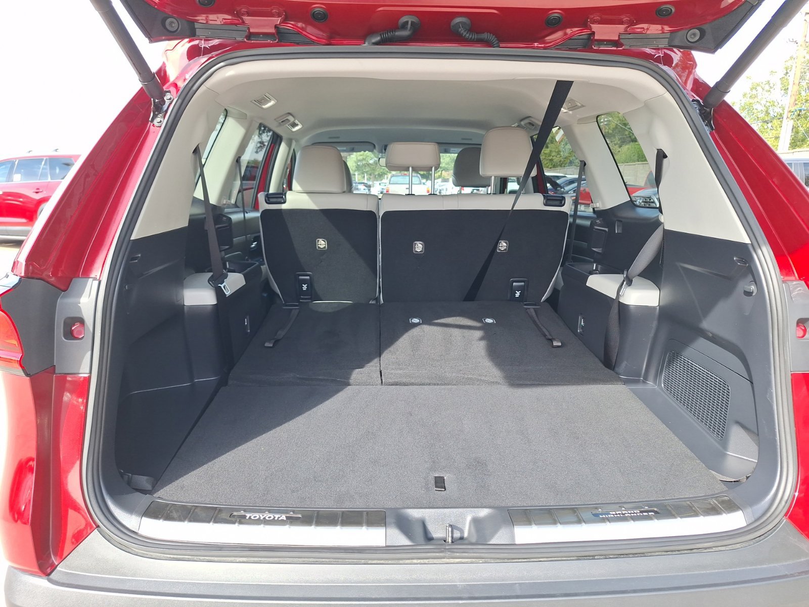 Used 2026 Toyota Grand Highlander FWD image 34