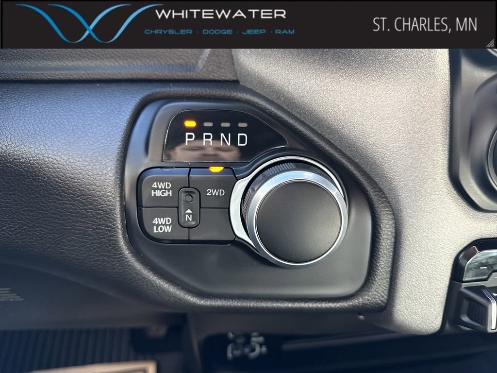 Used 2024 RAM 2500 Tradesman w/ Chrome Appearance Group image 17