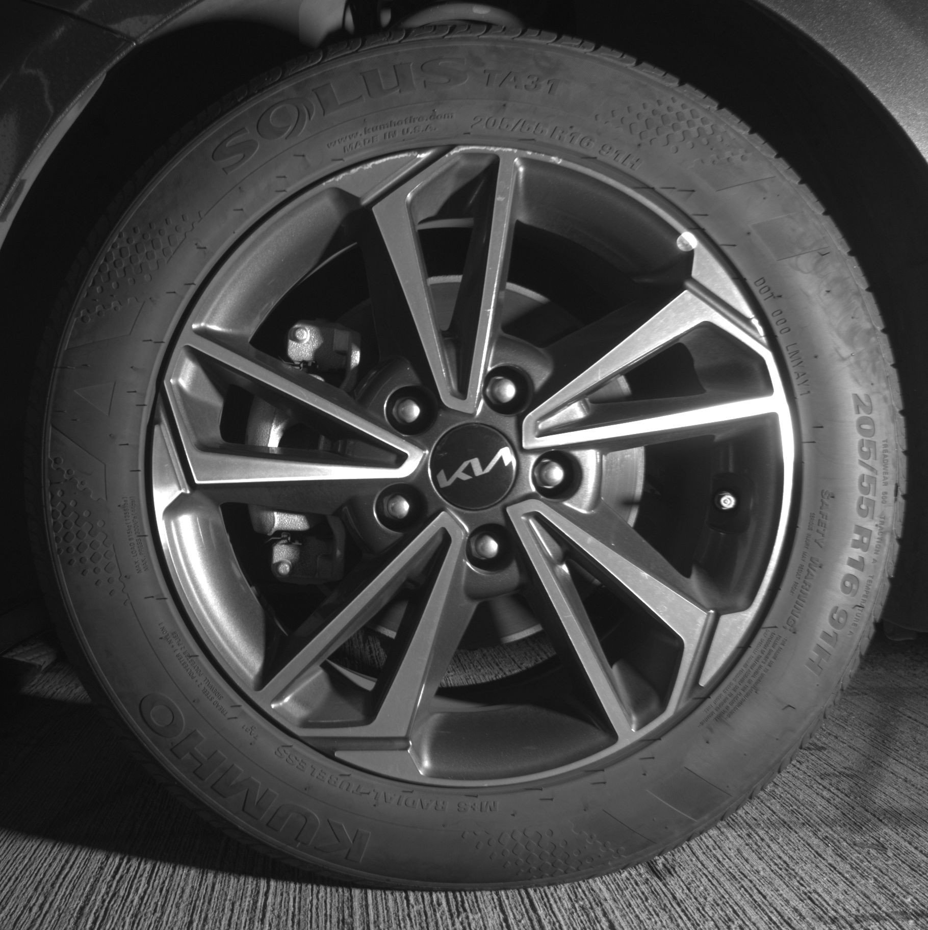 Used 2024 Kia Forte LXS image 17