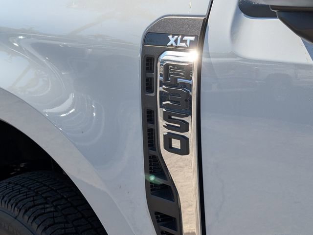 New 2026 Ford F350 XLT w/ 360-Degree Camera Package AWD/4WD image 13