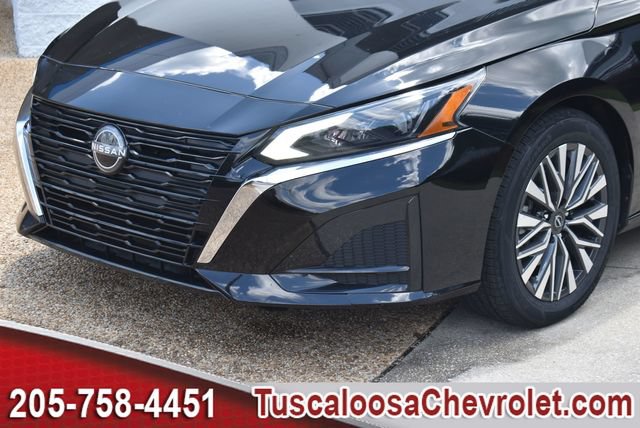 Used 2024 Nissan Altima 2.5 SV FWD image 38