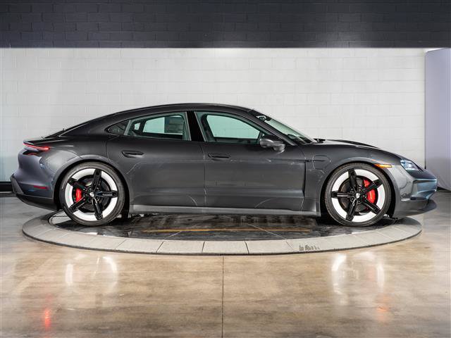 Used 2025 Porsche Taycan 4S AWD/4WD image 8