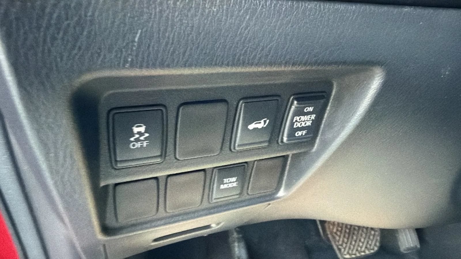 Used 2014 Nissan Pathfinder SL w/ SL Tech Package AWD/4WD image 22
