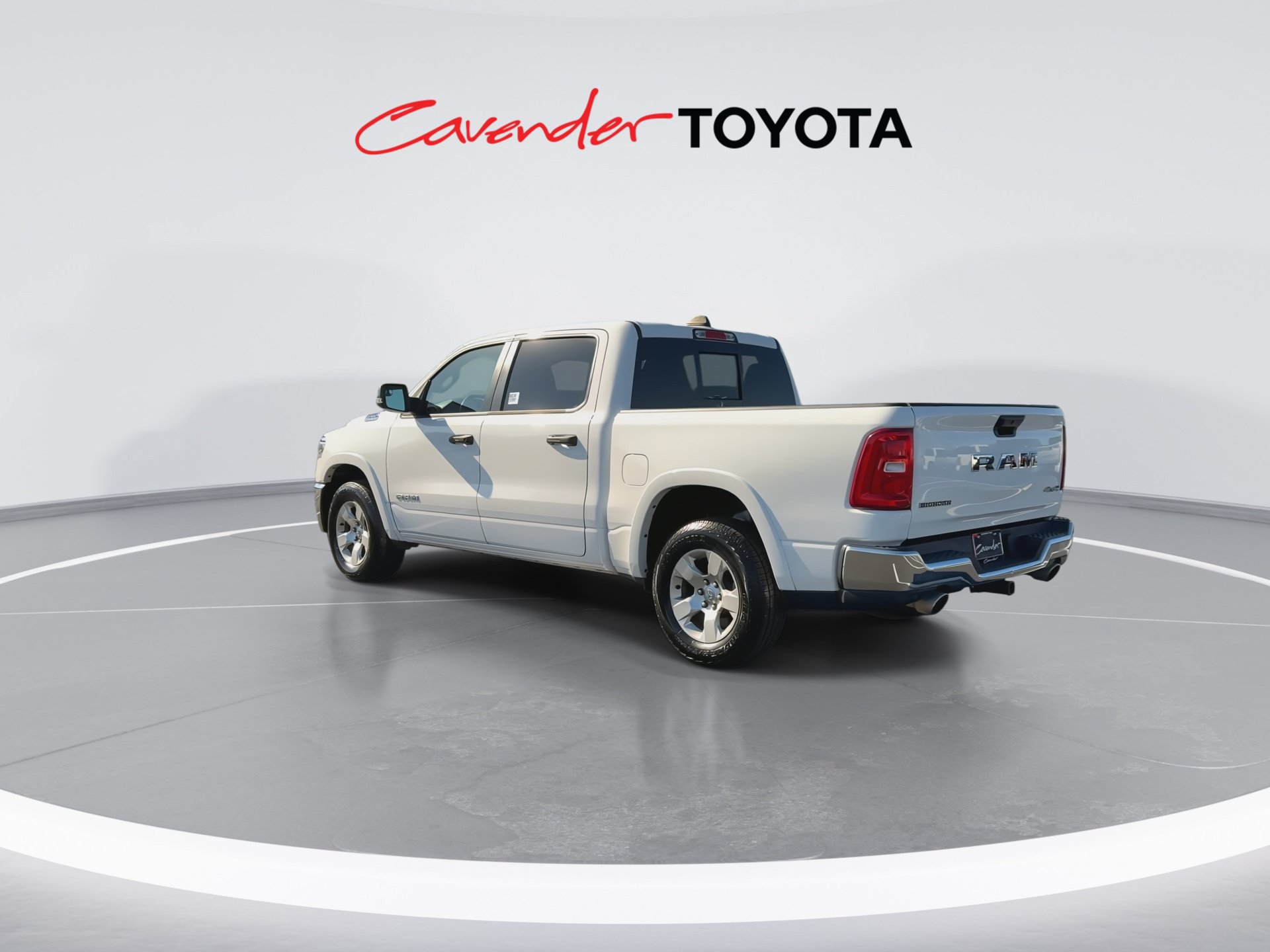 Used 2025 RAM 1500 Big Horn AWD/4WD image 6