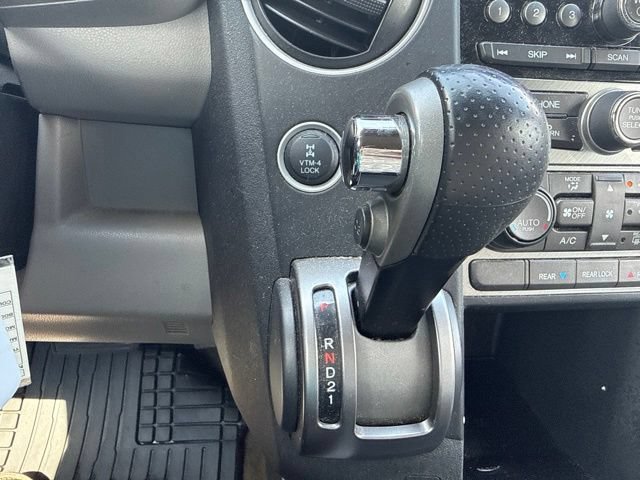 Used 2015 Honda Pilot LX image 24