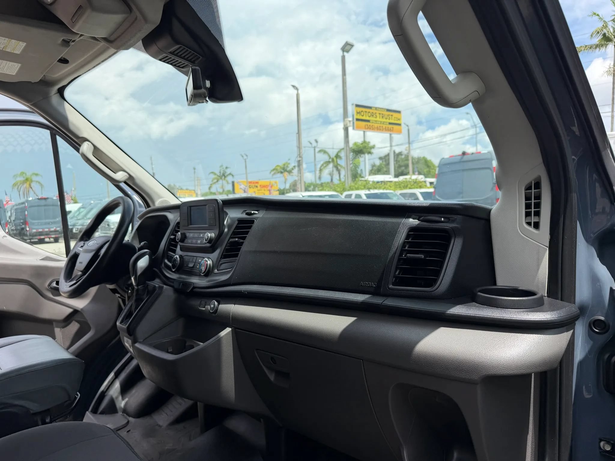 Used 2020 Ford Transit 250 148 High Roof Extended RWD image 17