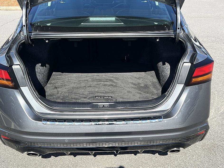 Certified 2023 Nissan Altima 2.5 SR w/ SR Premium Package image 15