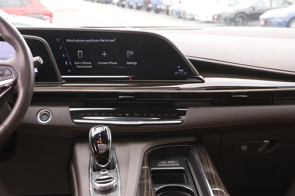 Used 2023 Cadillac Escalade Sport w/ Touring Package image 29