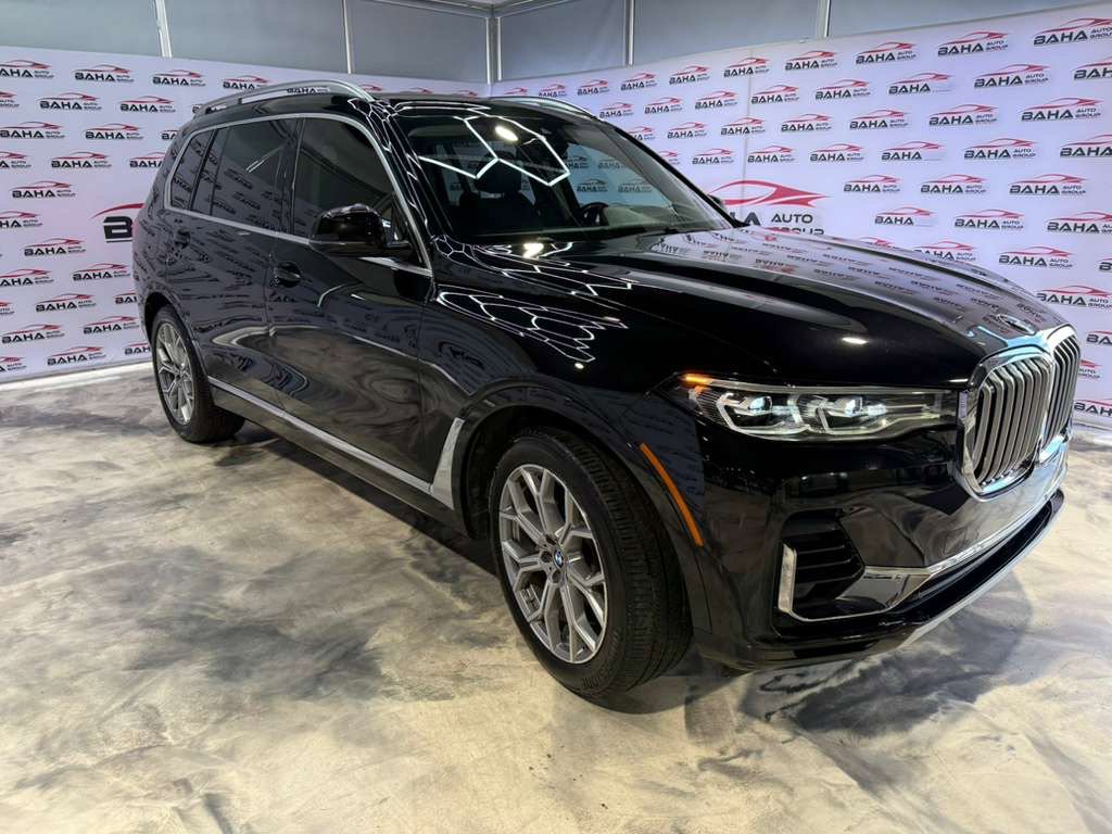 Used 2020 BMW X7 xDrive40i w/ Premium Package AWD/4WD image 5
