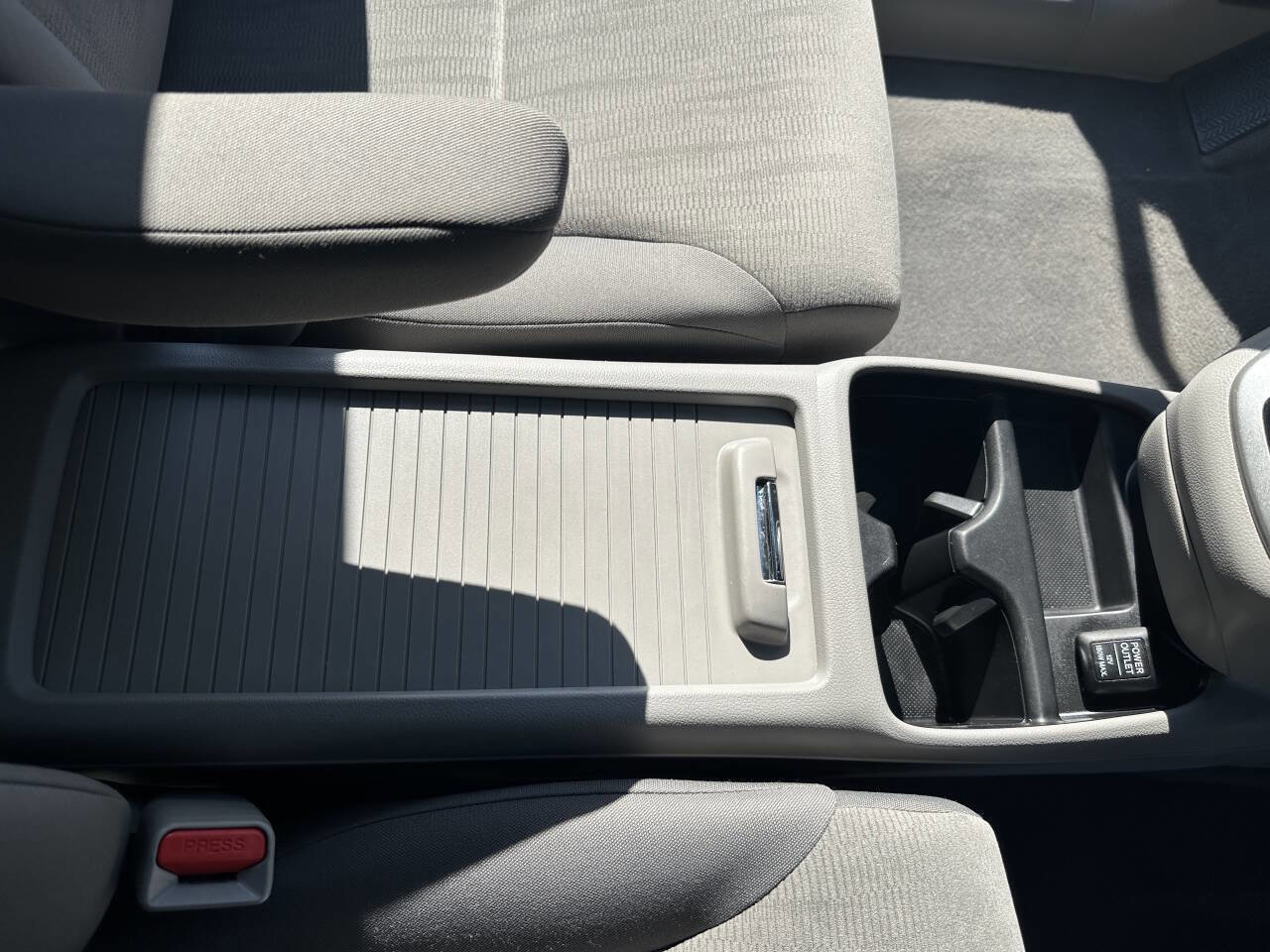 Used 2013 Honda CR-V LX image 26