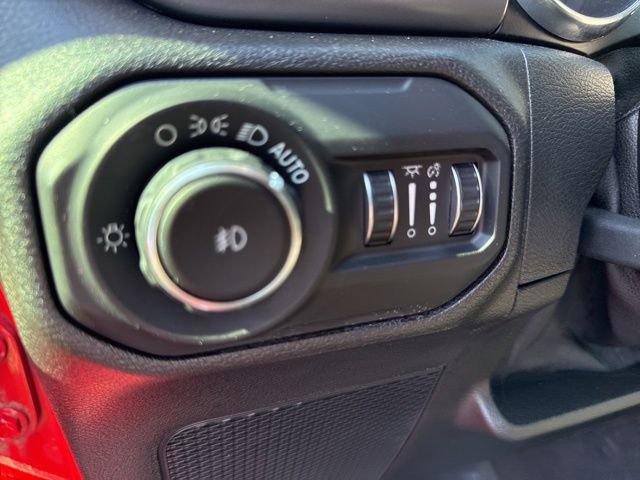 Used 2019 Jeep Wrangler Unlimited Sport S image 39