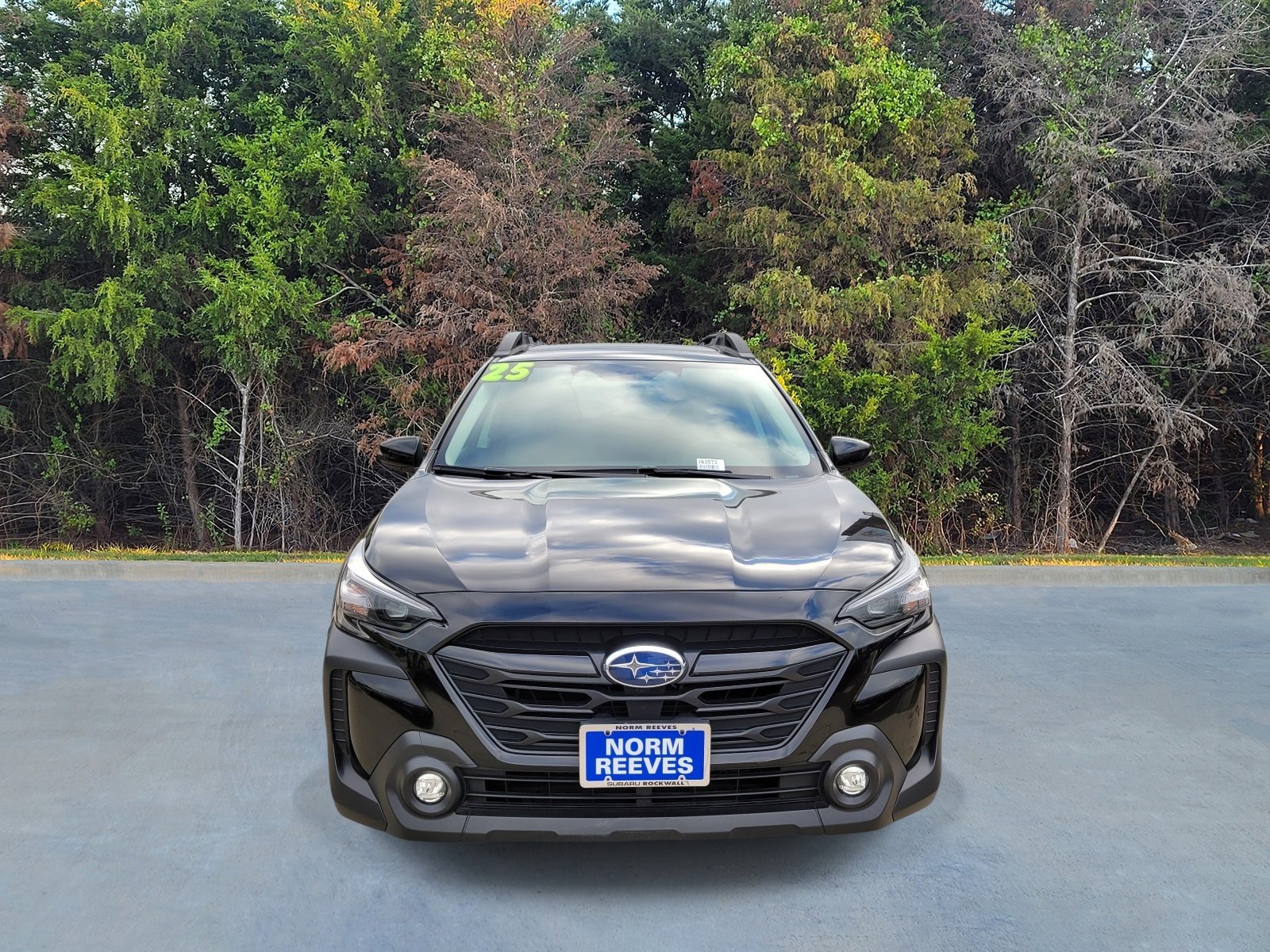 Certified 2025 Subaru Outback Onyx Edition AWD/4WD image 2