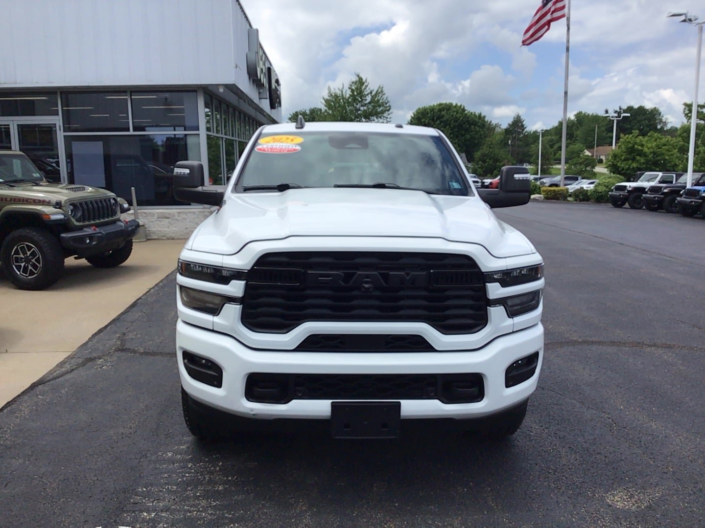 Certified 2025 RAM 2500 Big Horn AWD/4WD image 2
