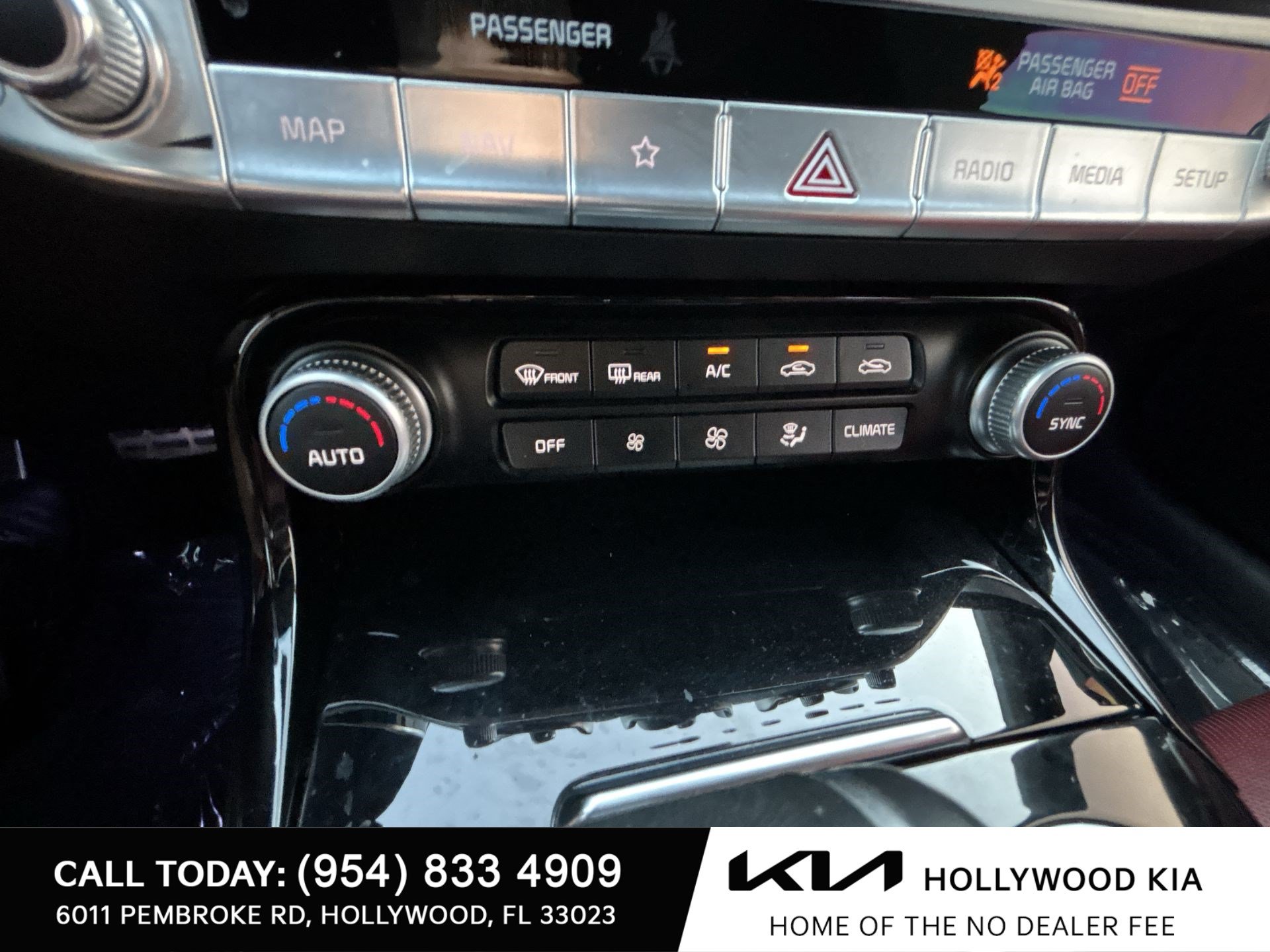 Used 2022 Kia Stinger GT-Line w/ Sun & Sound Package RWD image 17