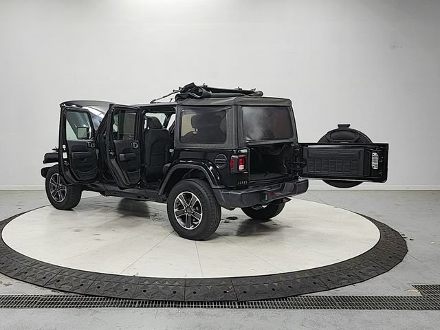 Used 2023 Jeep Wrangler Unlimited Sahara w/ Cold Weather Group AWD/4WD image 13