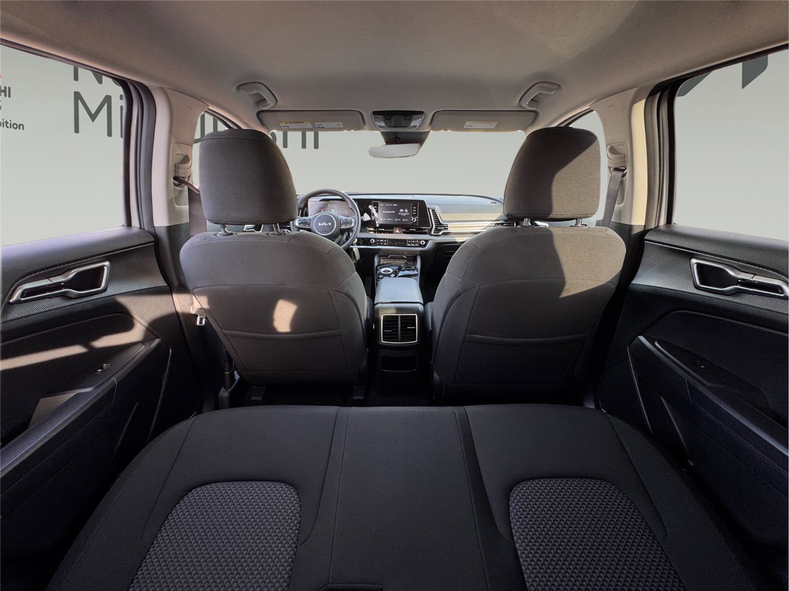 Used 2023 Kia Sportage LX image 7