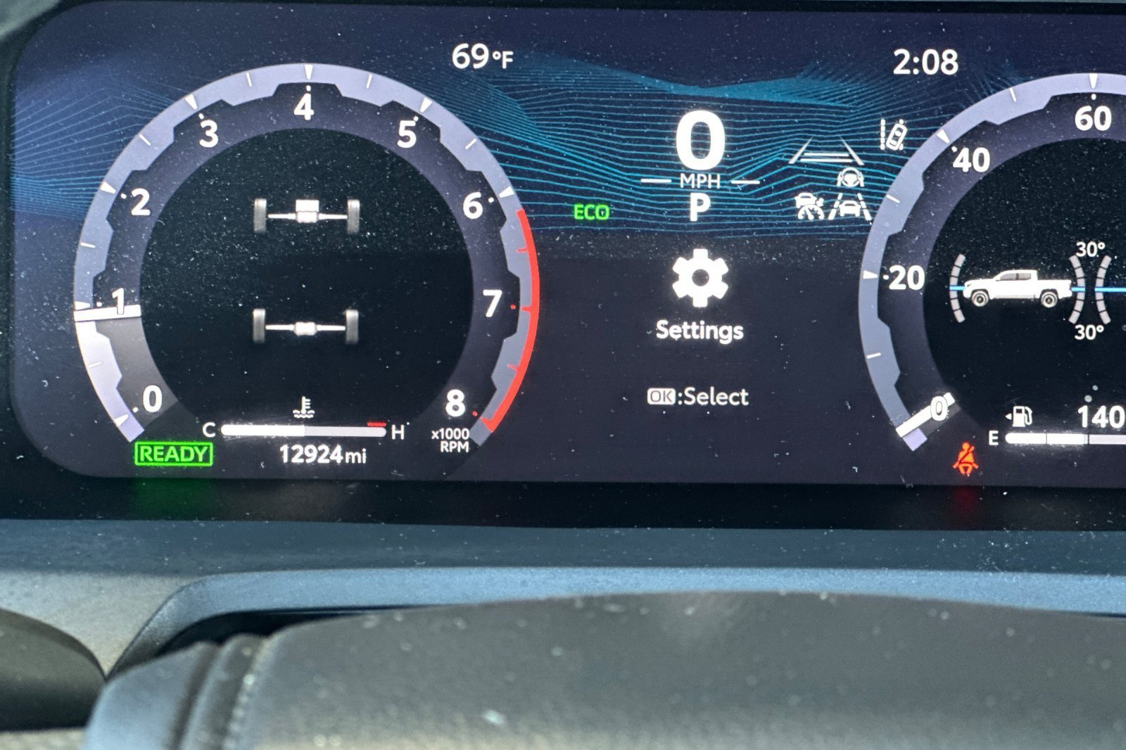 Certified 2025 Toyota Tacoma TRD Off-Road AWD/4WD image 23
