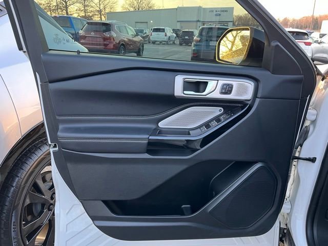 Used 2023 Ford Explorer ST w/ Equipment Group 401A image 13