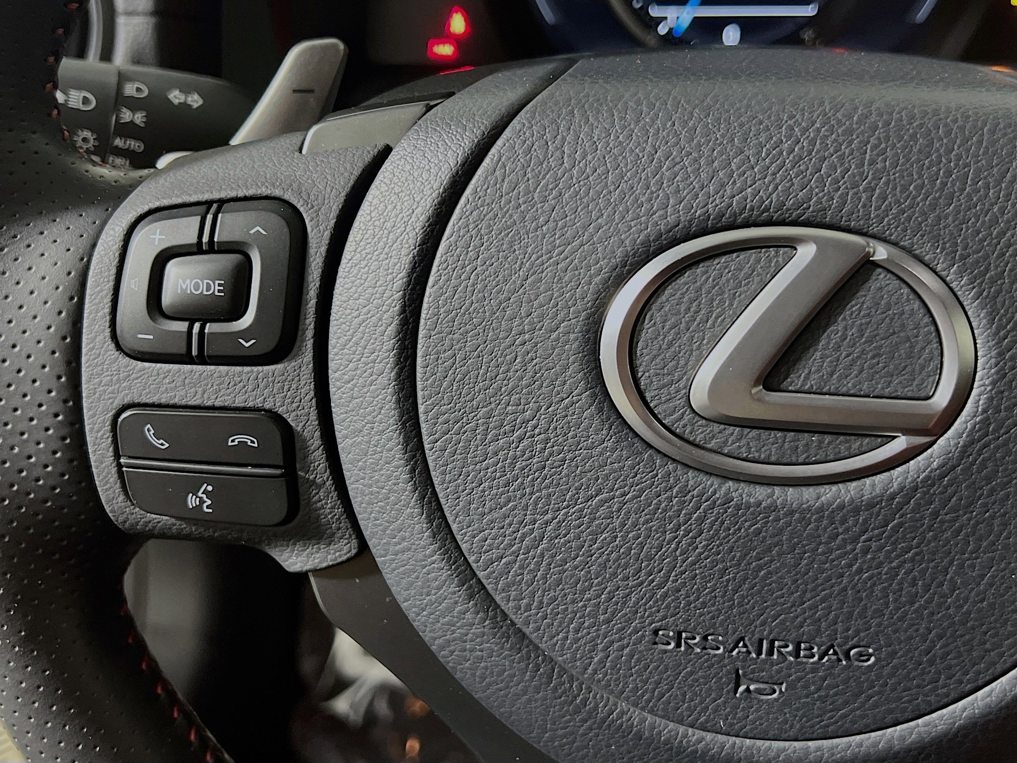 Used 2023 Lexus IS 350 F Sport w/ Navigation Package image 19