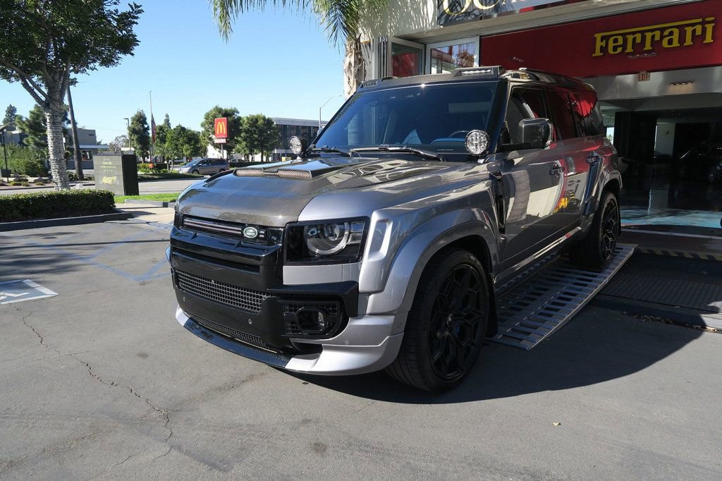 Used 2024 Land Rover Defender 110 X-Dynamic SE image 2