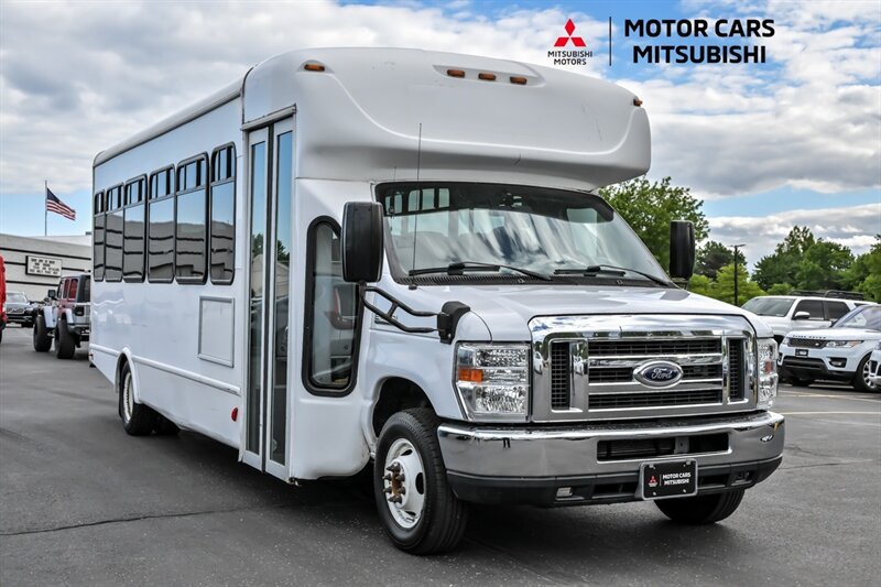 Used 2017 Ford E-450 and Econoline 450 Super Duty w/ Shuttle Bus Prep Package