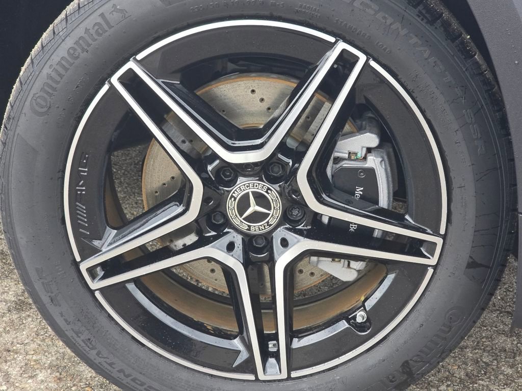 New 2026 Mercedes-Benz GLB 250 4MATIC image 9