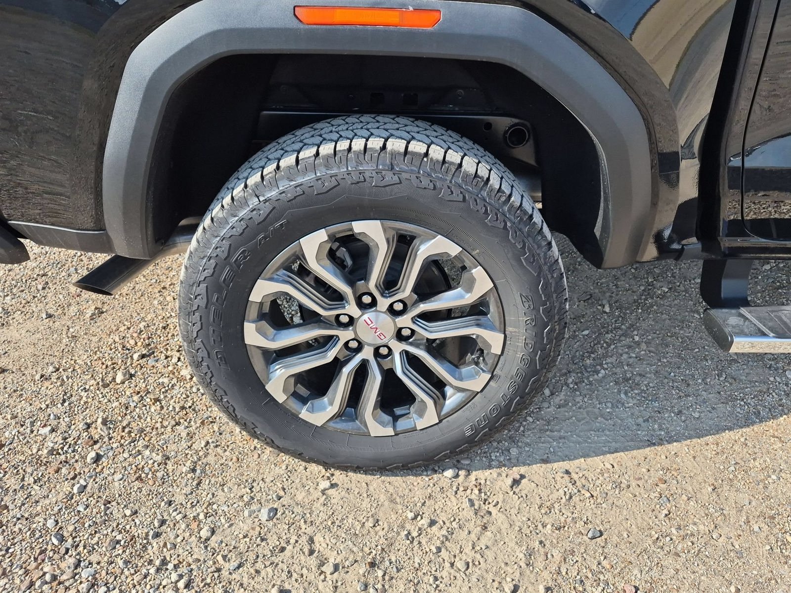New 2026 GMC Canyon Denali AWD/4WD image 32