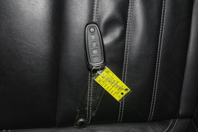 Used 2019 Ford Escape Titanium image 37