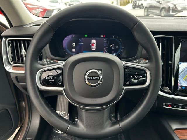 Used 2023 Volvo S60 B5 Plus w/ Climate Package image 15