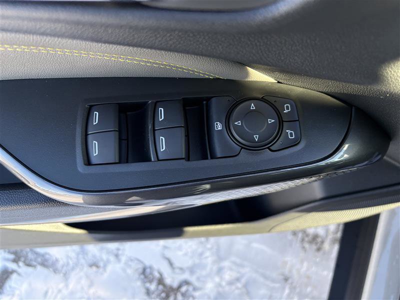 New 2026 Chevrolet Trax ACTIV w/ Sunroof Package FWD image 9