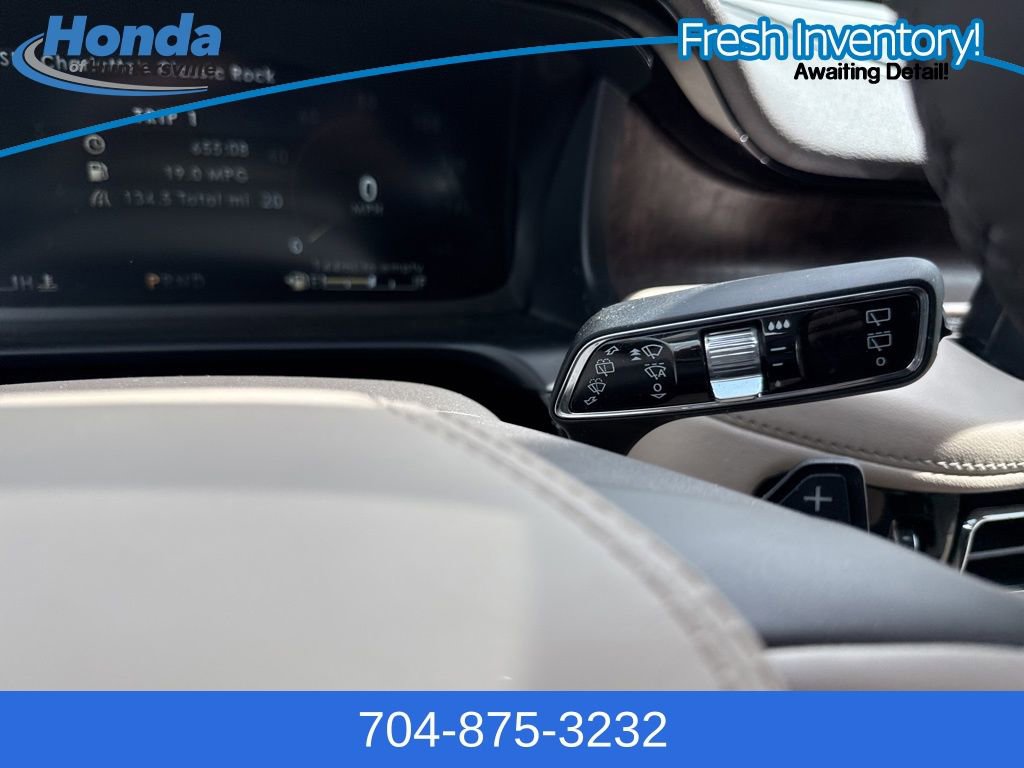 Used 2023 Lincoln Aviator Reserve w/ Equipment Group 201A image 27